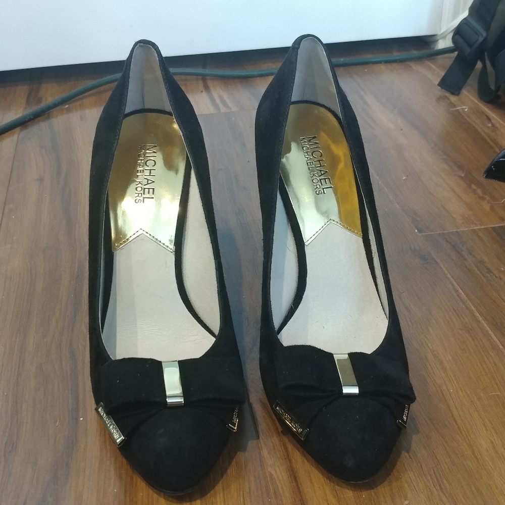 Michael by Michael Kors Suede Pumps